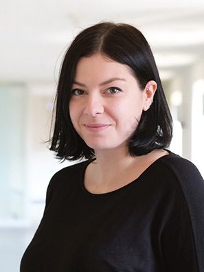 Maša Bešlić Portrait Maša Bešlić, Administration AlumniBasel