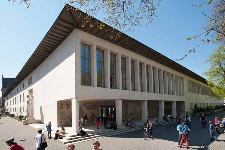 Der Herbstanlass 2014 fand im Kollegienhaus der Universität Basel statt.
